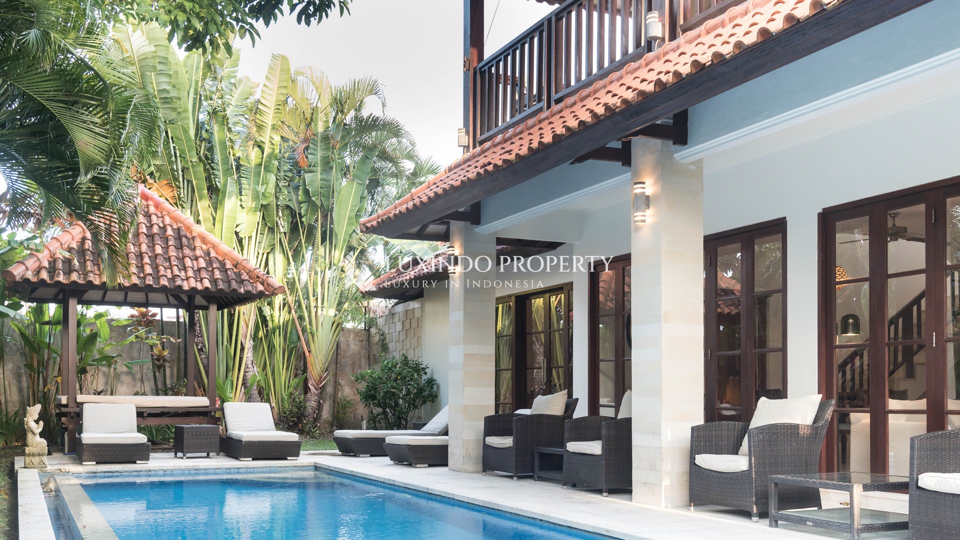 UMALAS – SPACIOUS 3BR VILLA WITH GREEN BALCONY VIEWS FOR RENTAL (RV354)